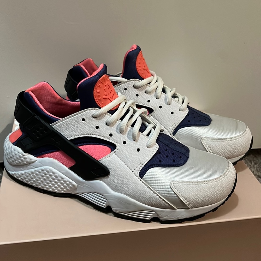 Nike Air Huarache Women’s